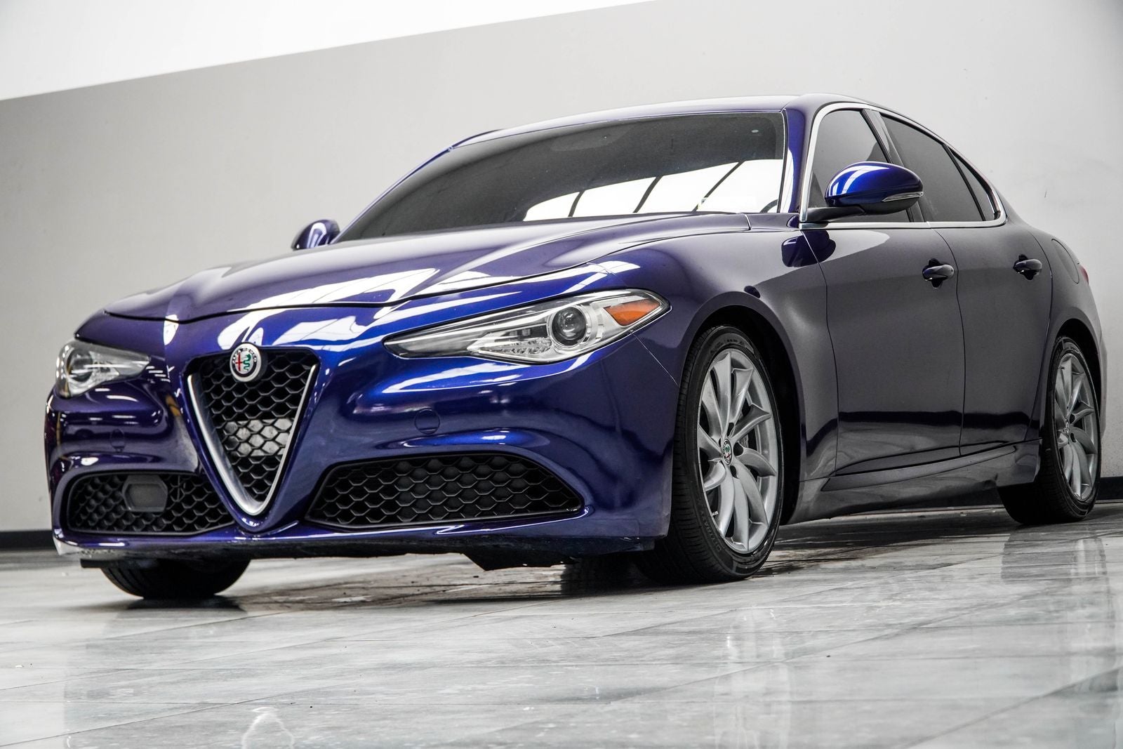 2019 Alfa Romeo Giulia Base