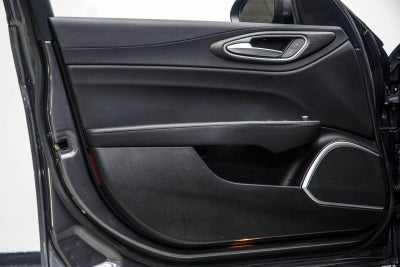2022 Alfa Romeo Giulia Ti