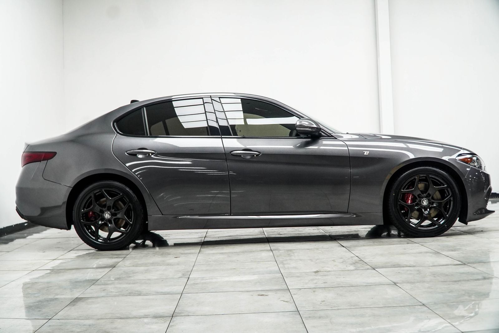 2022 Alfa Romeo Giulia Ti