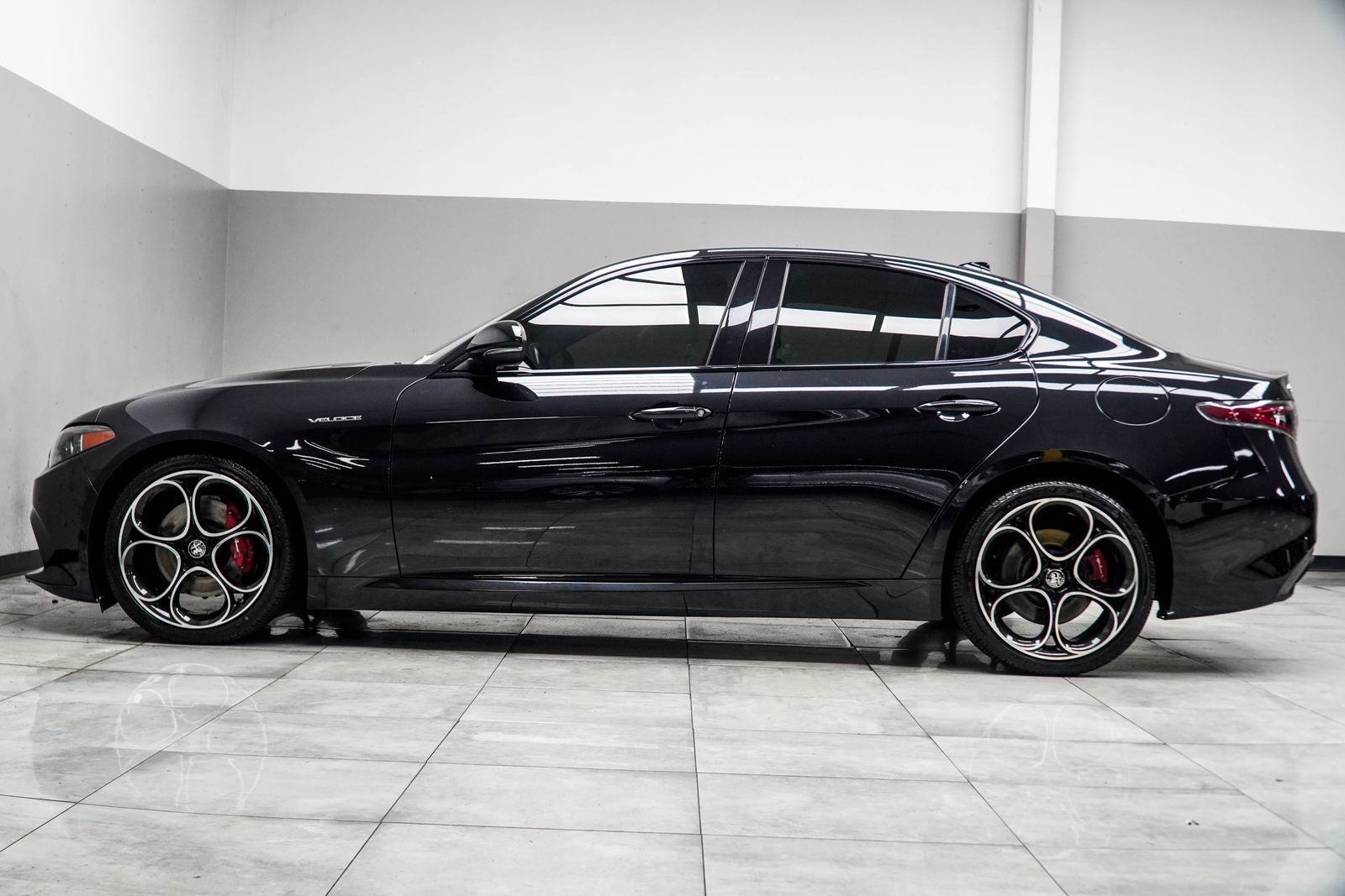 2024 Alfa Romeo Giulia Veloce