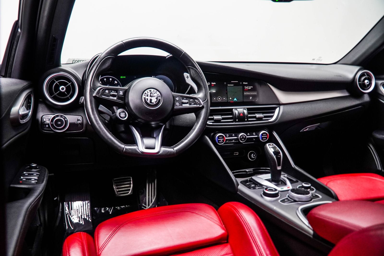 2024 Alfa Romeo Giulia Veloce