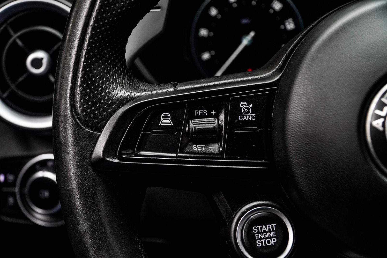 2024 Alfa Romeo Giulia Veloce