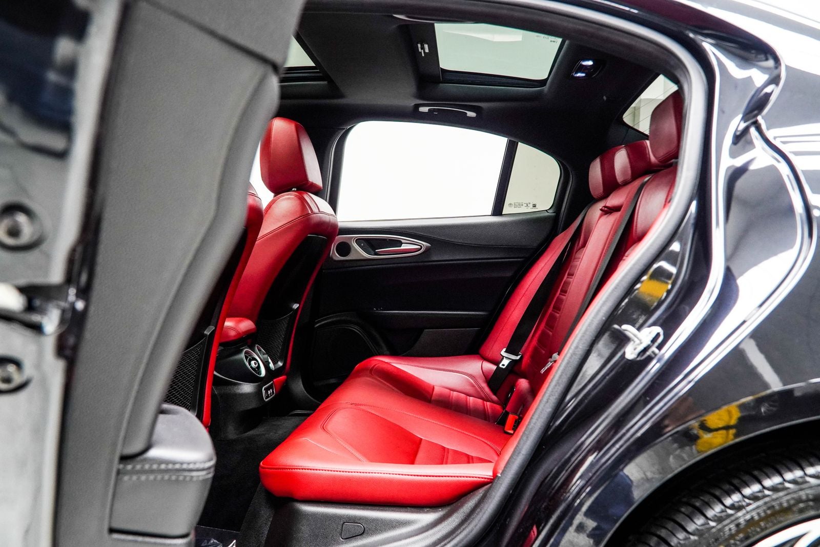 2024 Alfa Romeo Giulia Veloce