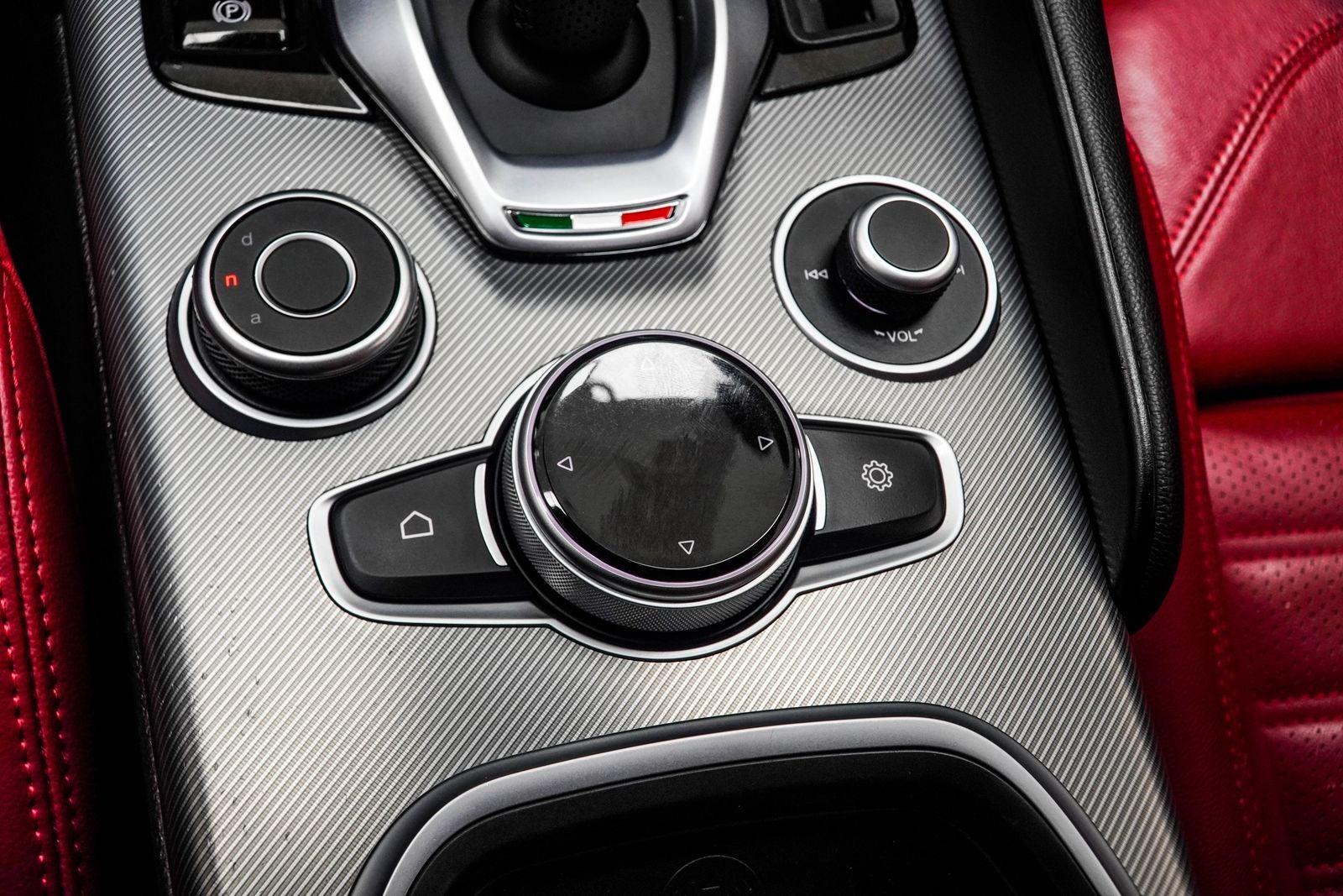 2023 Alfa Romeo Giulia Veloce