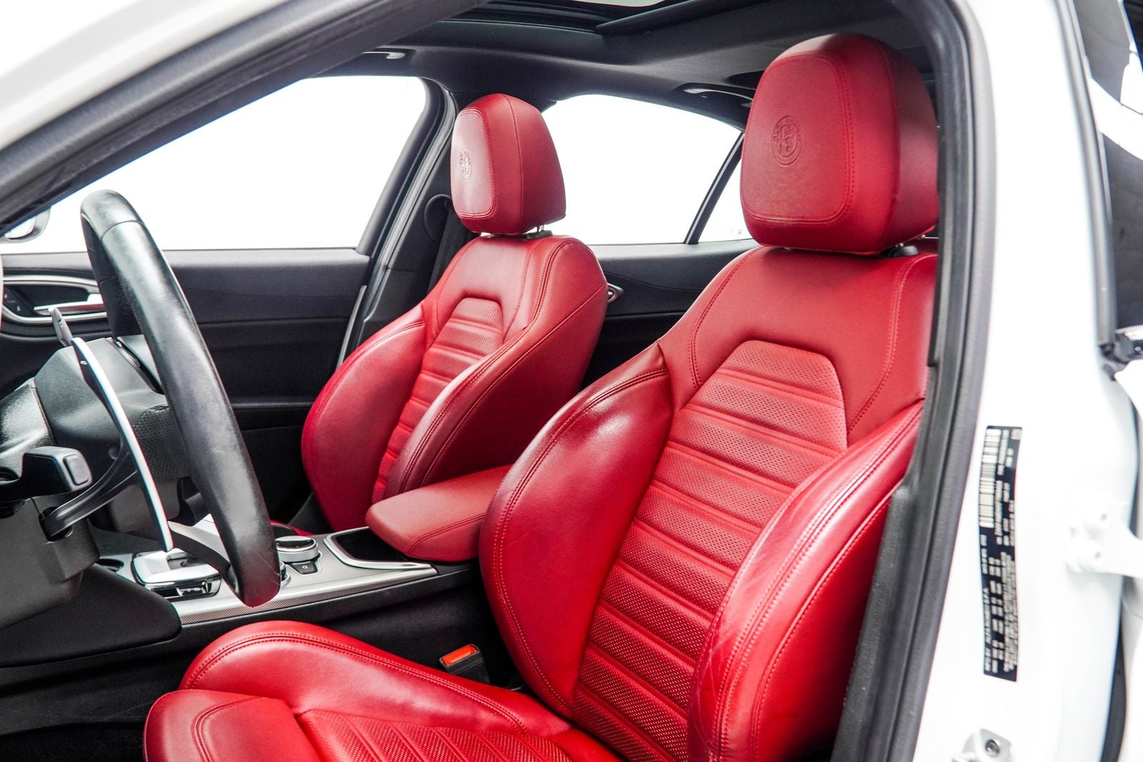 2023 Alfa Romeo Giulia Veloce