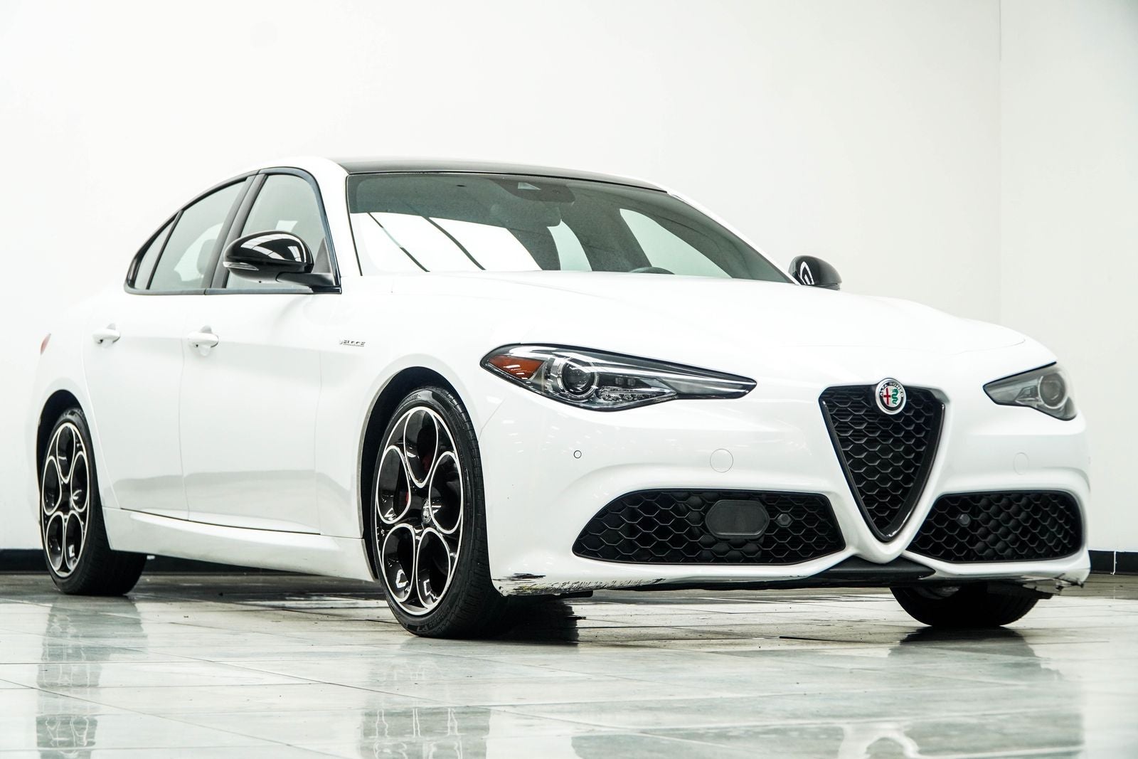 2023 Alfa Romeo Giulia Veloce