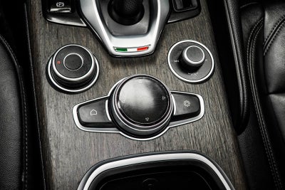 2022 Alfa Romeo Giulia Ti