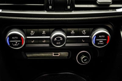 2022 Alfa Romeo Giulia Veloce