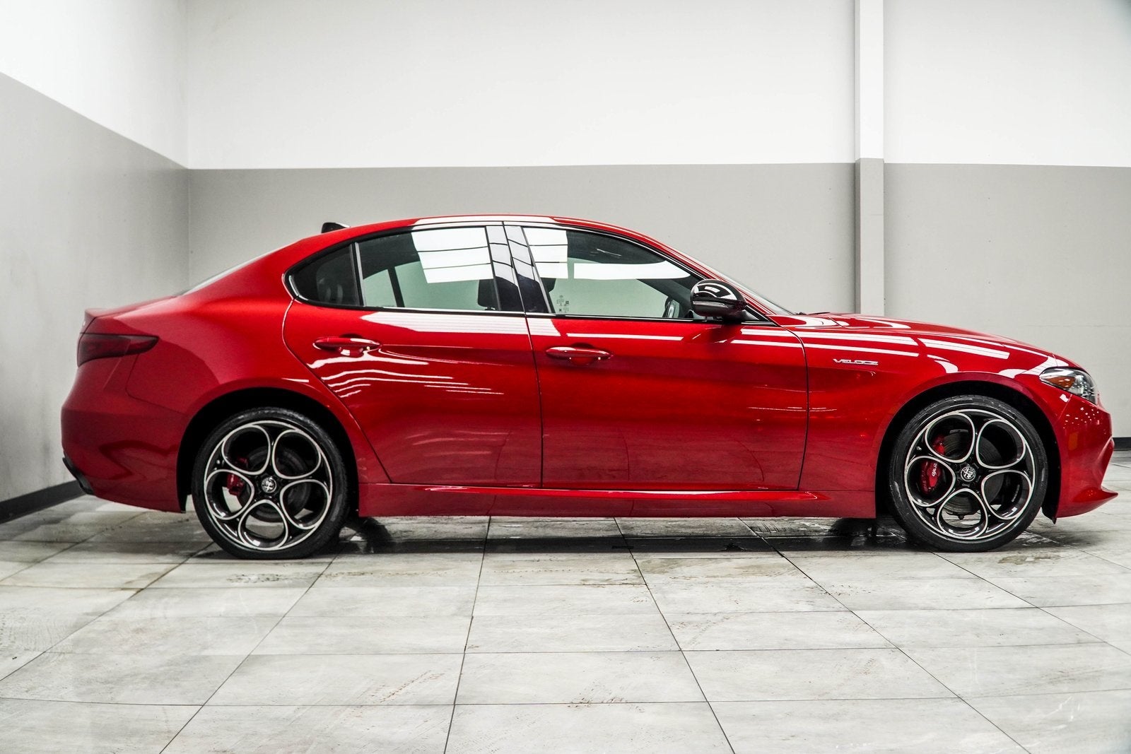 2022 Alfa Romeo Giulia Veloce