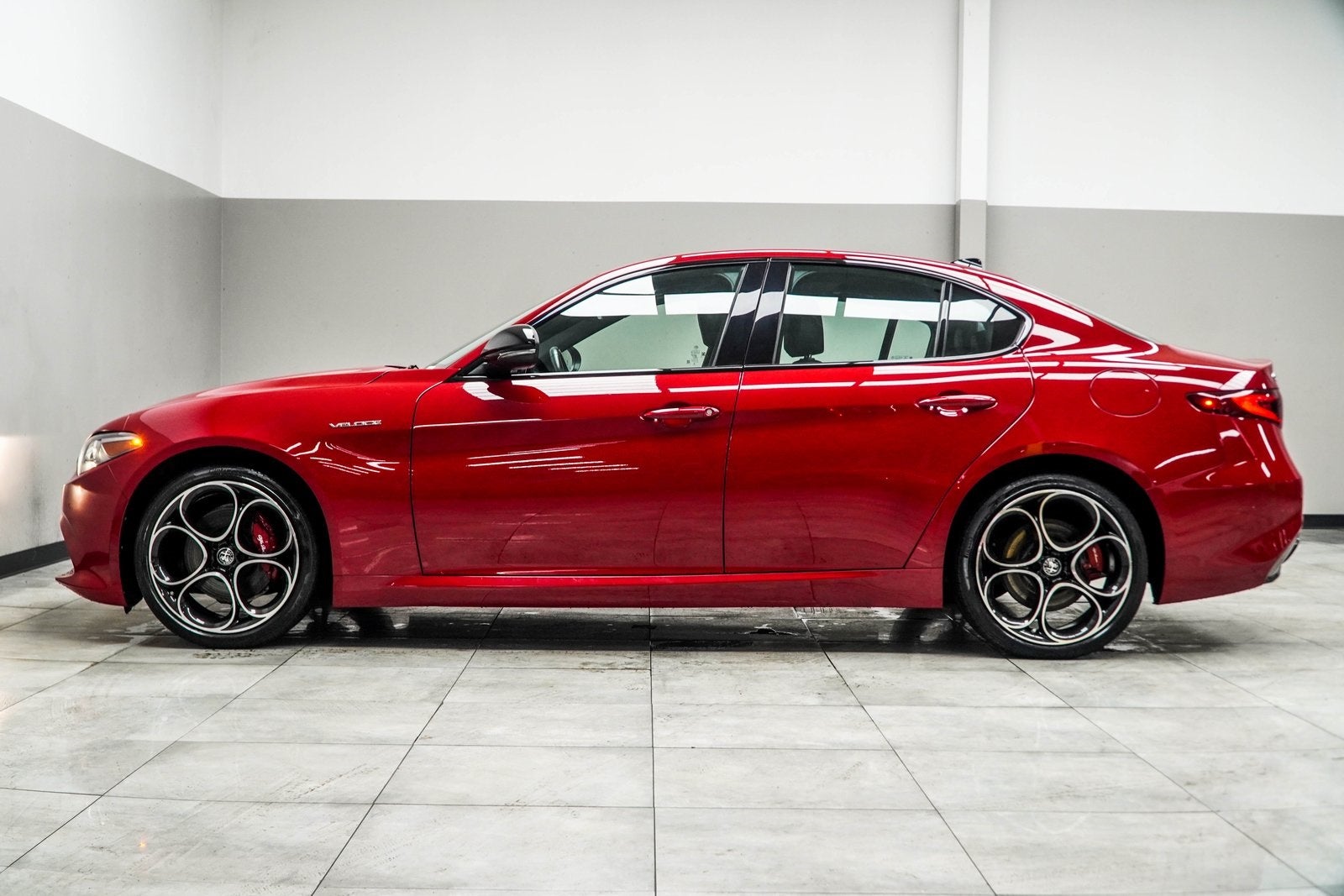 2022 Alfa Romeo Giulia Veloce