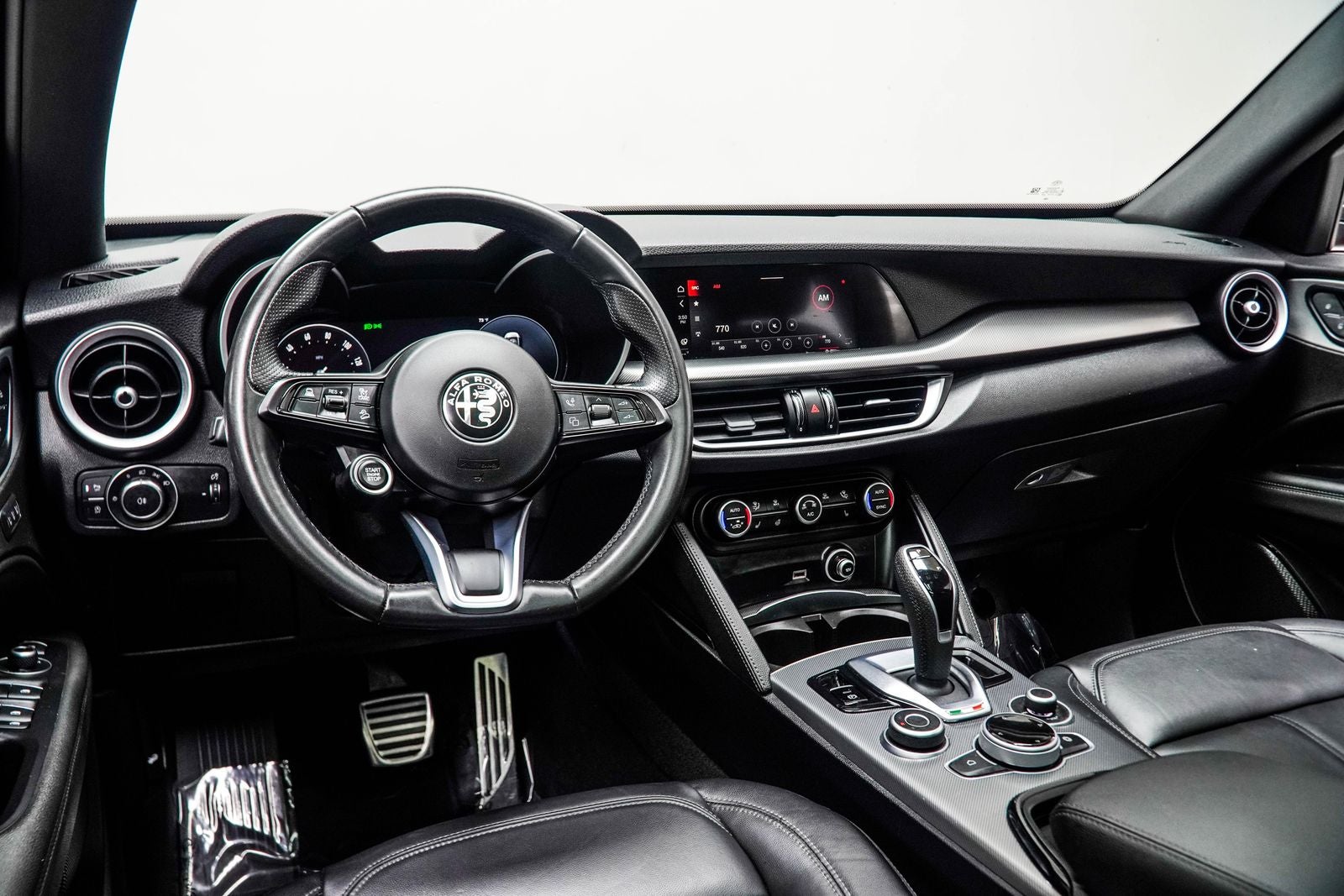 2024 Alfa Romeo Stelvio Ti