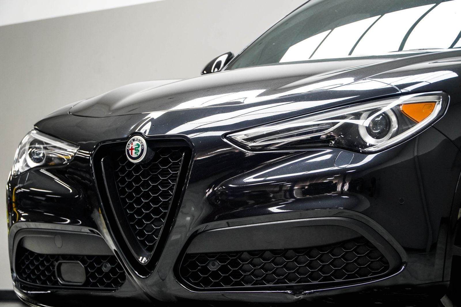 2023 Alfa Romeo Stelvio Veloce