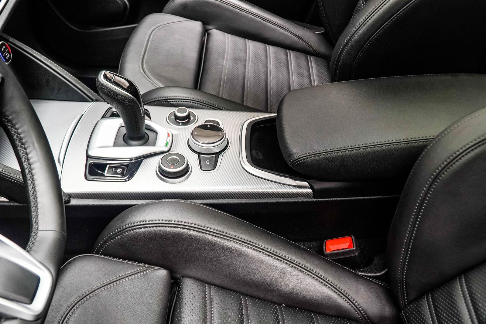 2023 Alfa Romeo Stelvio Veloce