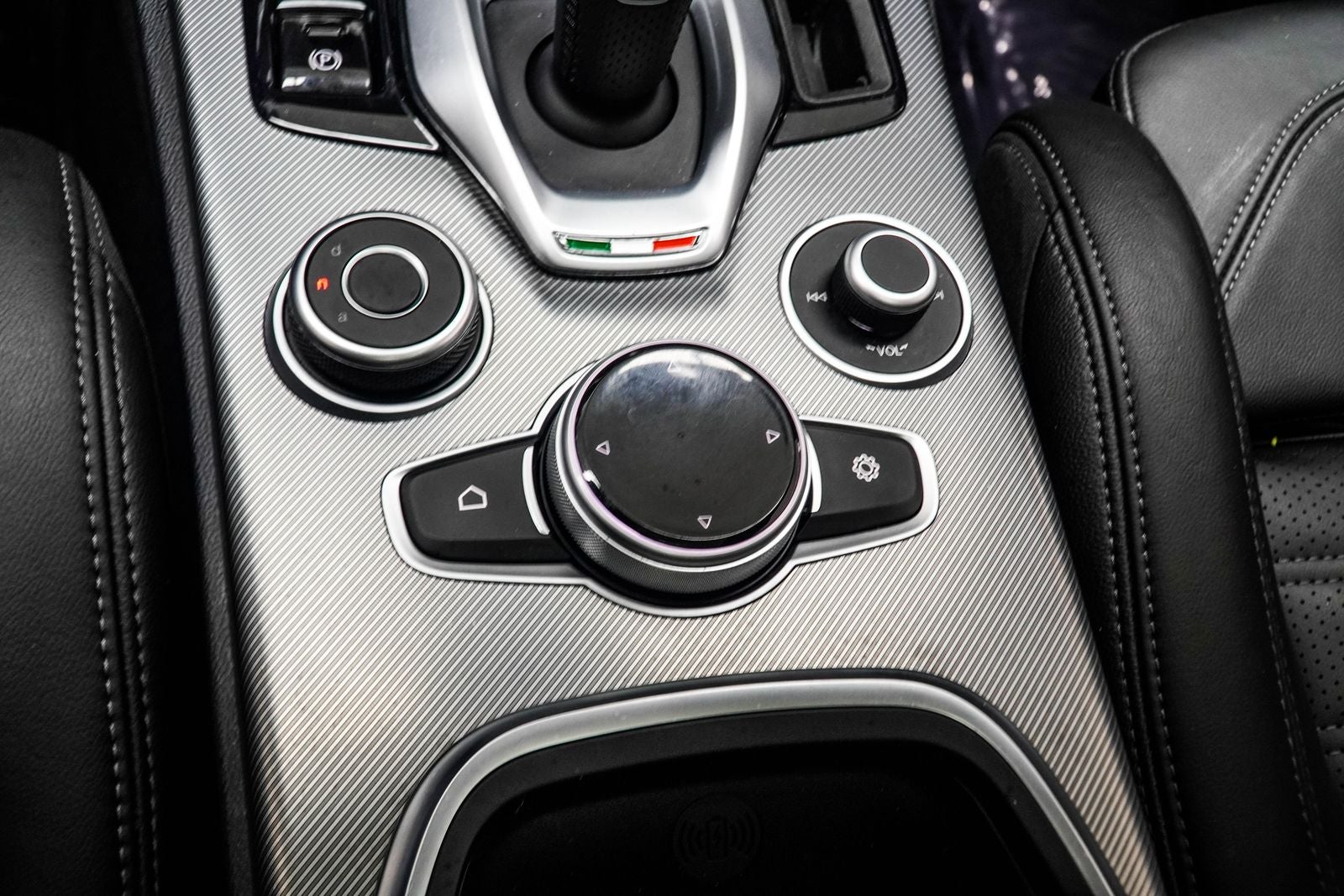 2023 Alfa Romeo Stelvio Veloce