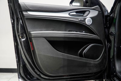 2023 Alfa Romeo Stelvio Veloce