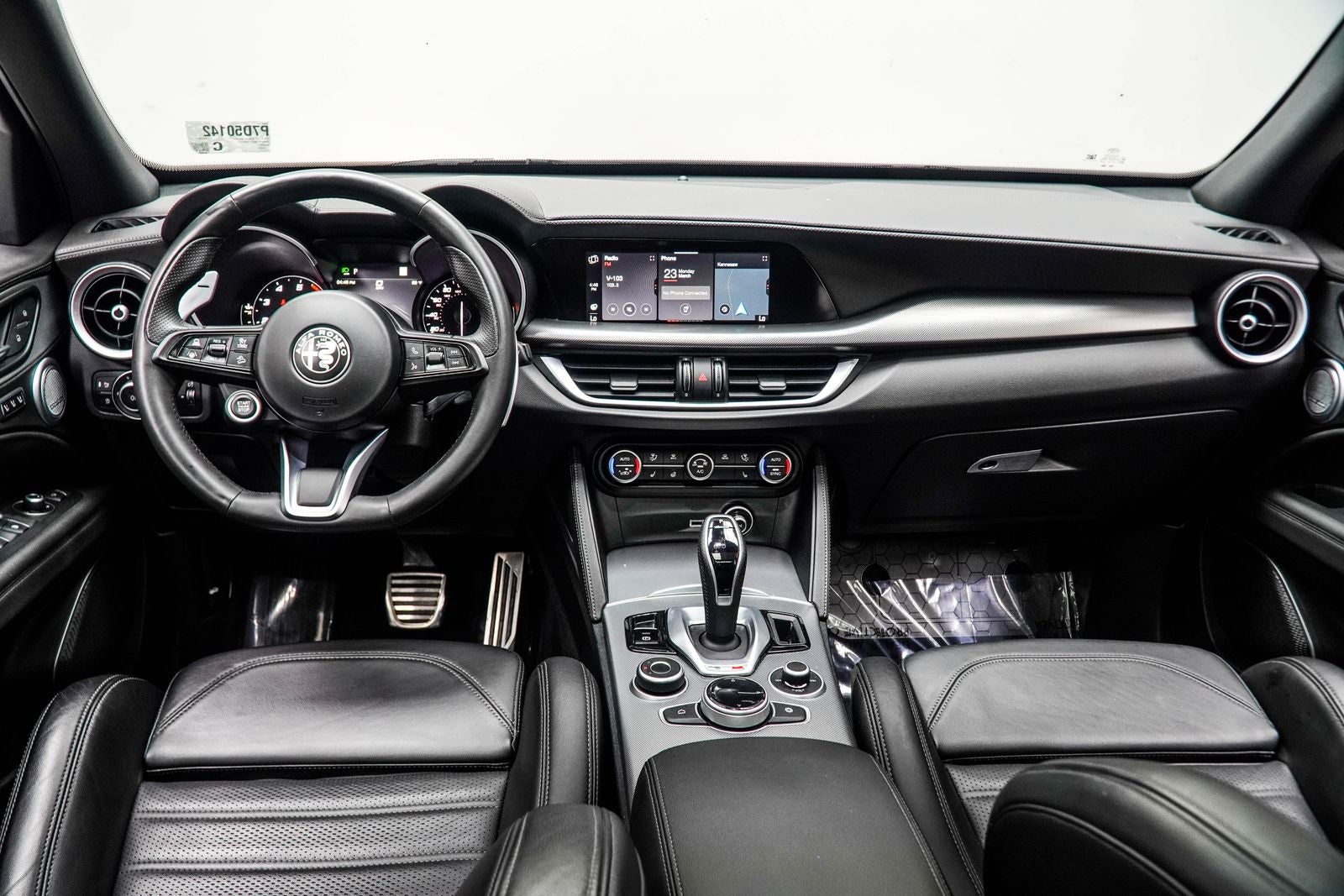 2023 Alfa Romeo Stelvio Veloce