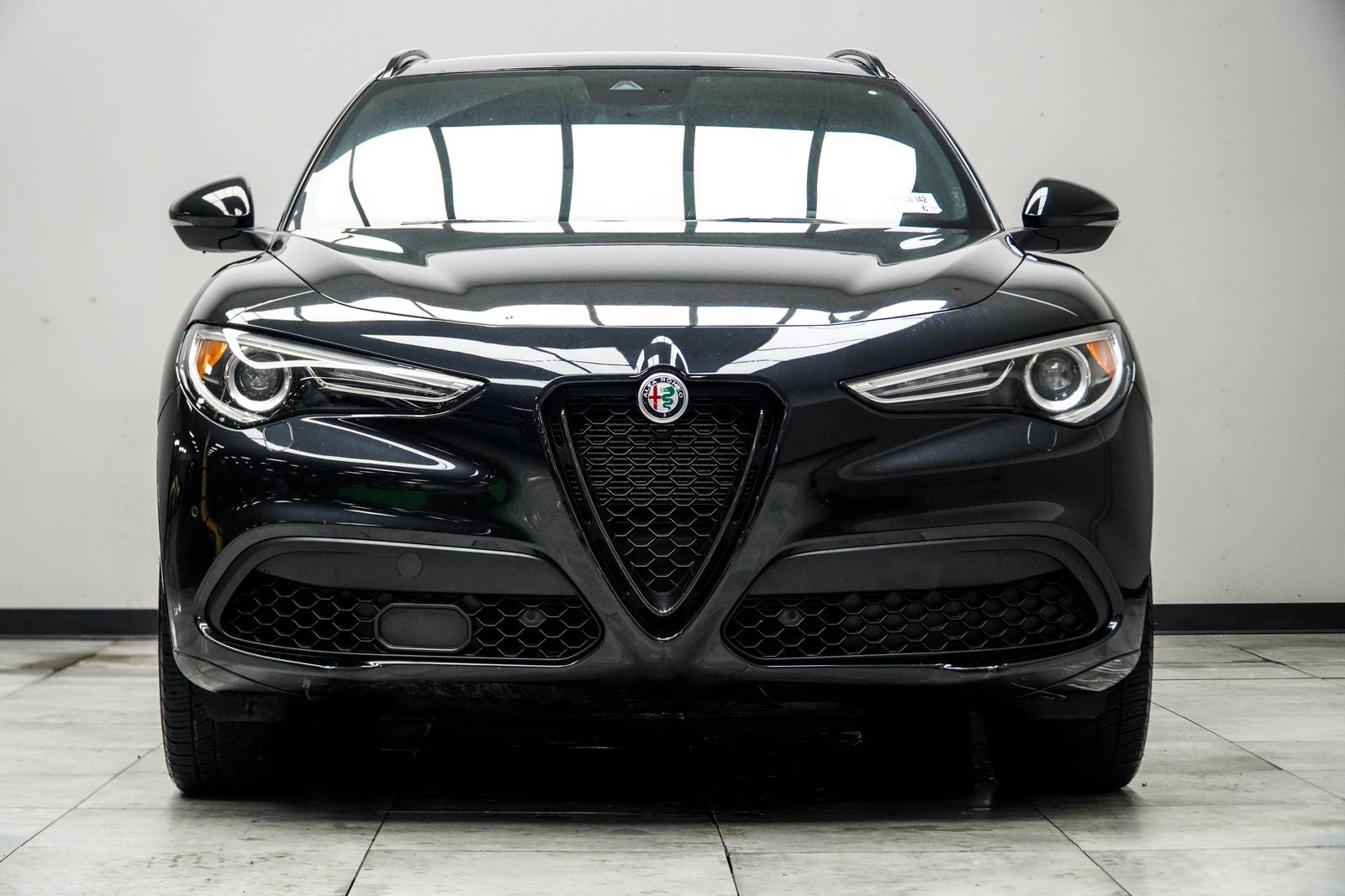 2023 Alfa Romeo Stelvio Veloce