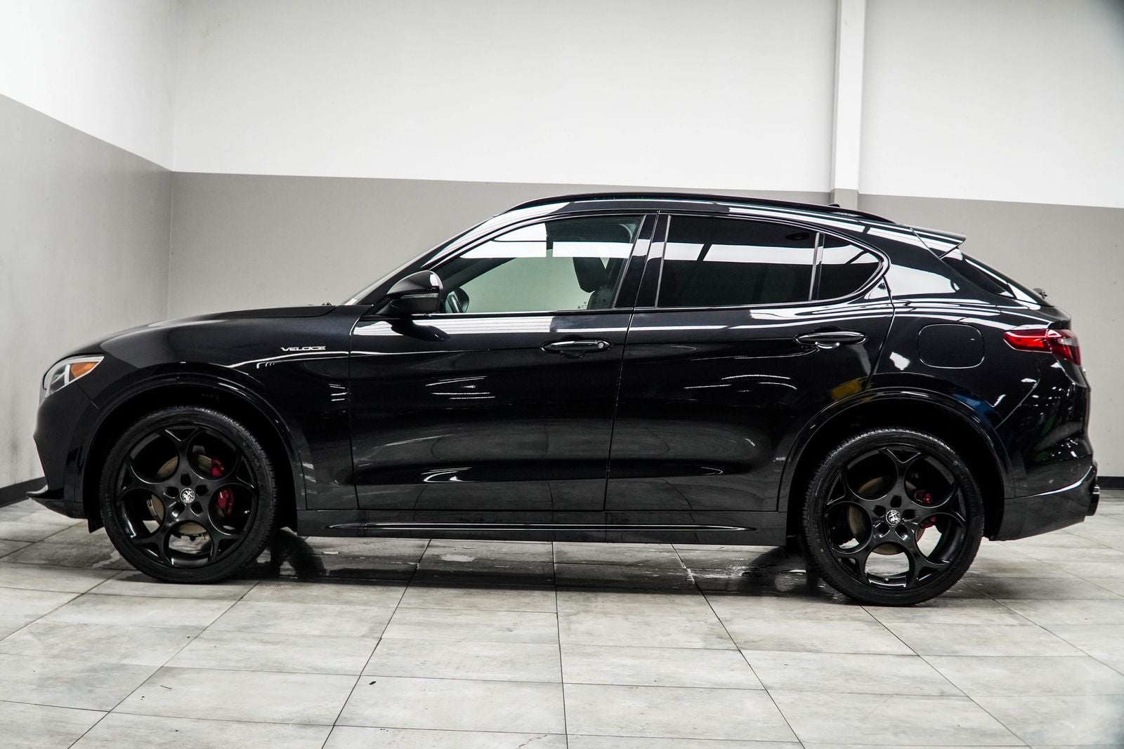 2023 Alfa Romeo Stelvio Veloce