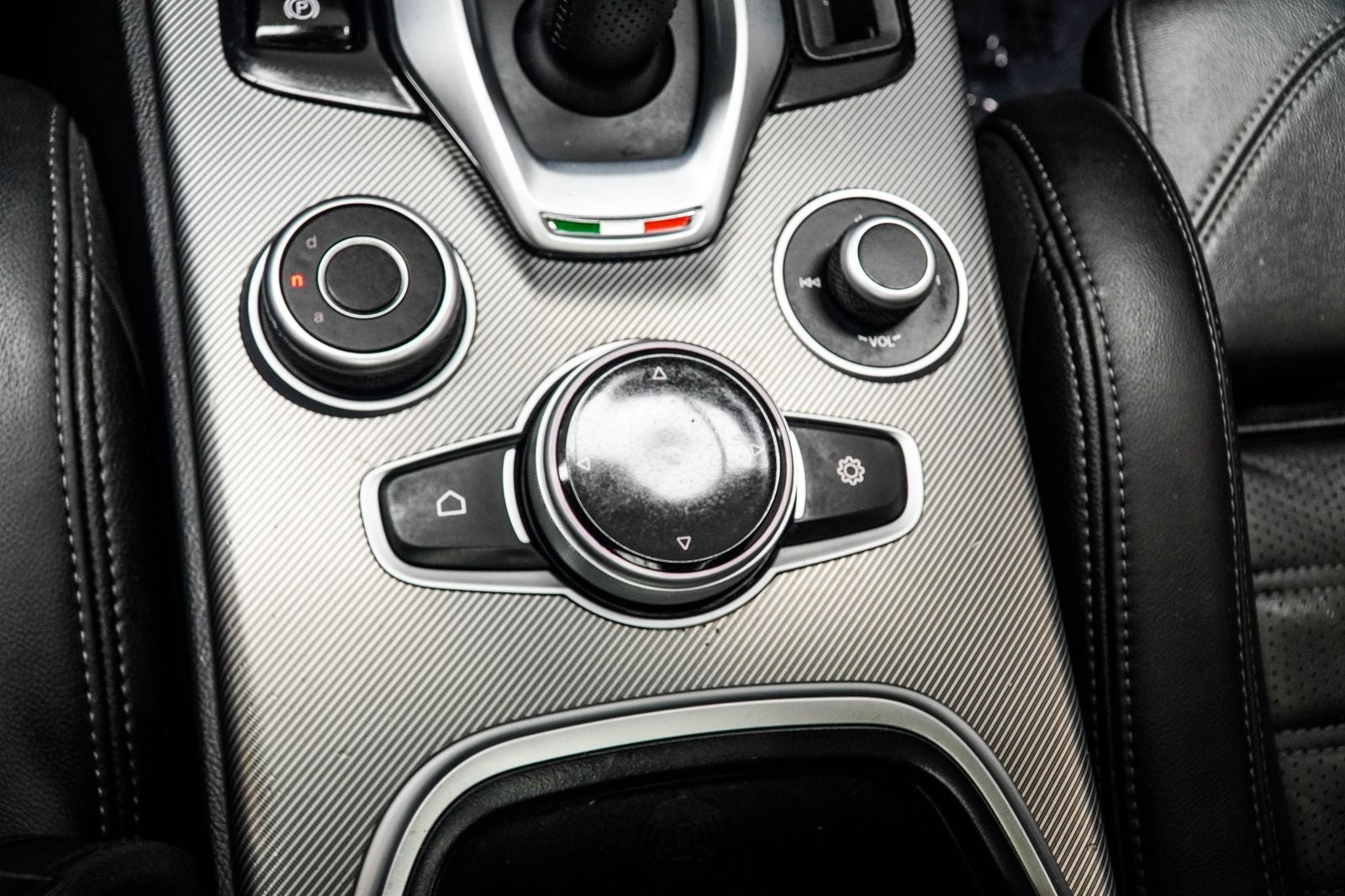 2023 Alfa Romeo Stelvio Veloce