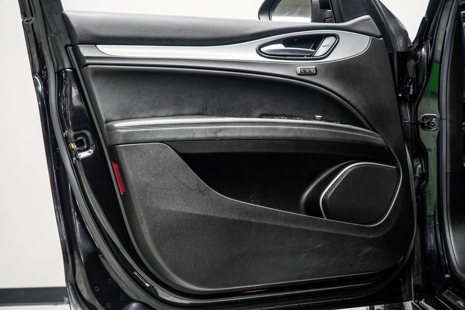 2023 Alfa Romeo Stelvio Veloce