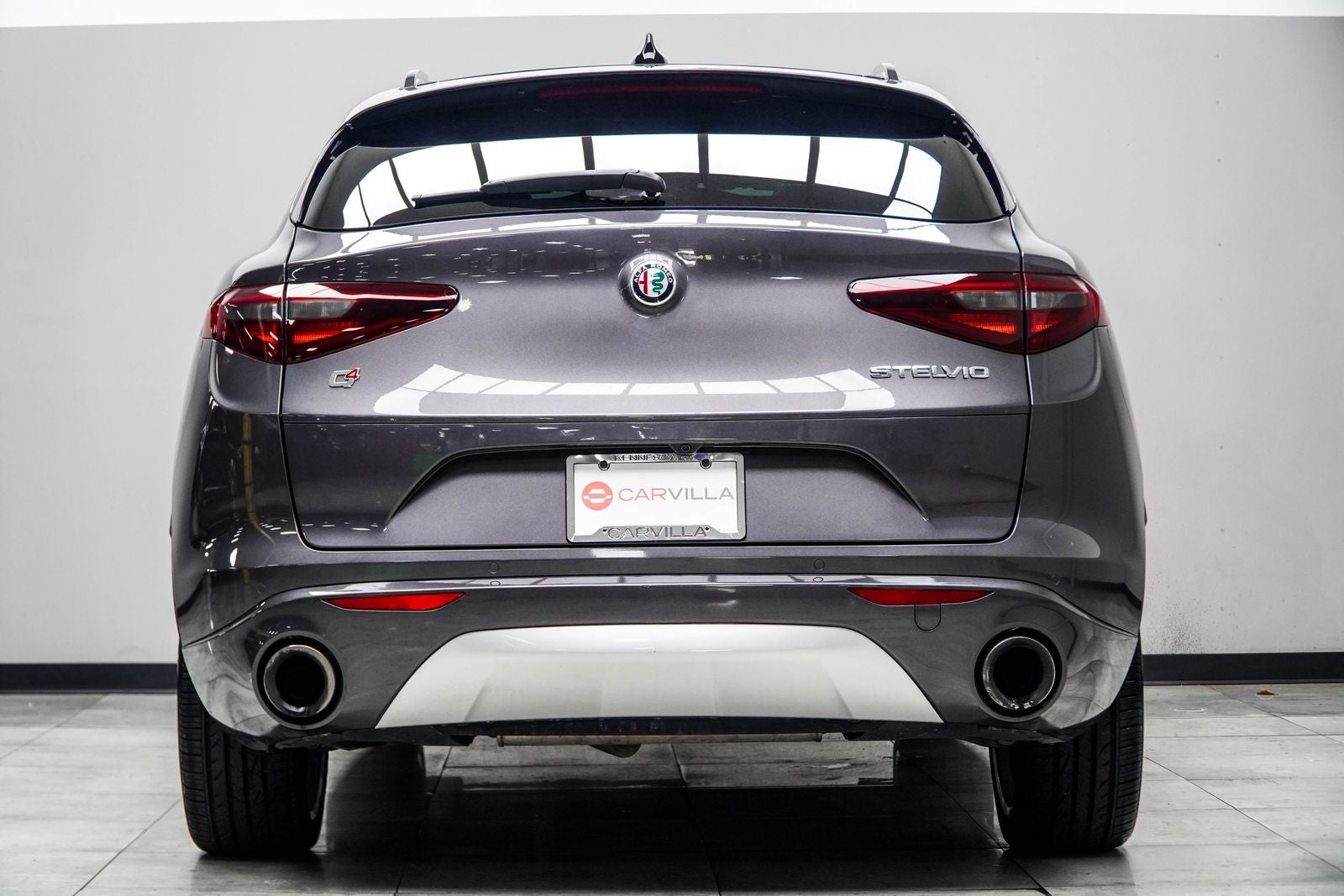 2023 Alfa Romeo Stelvio Base