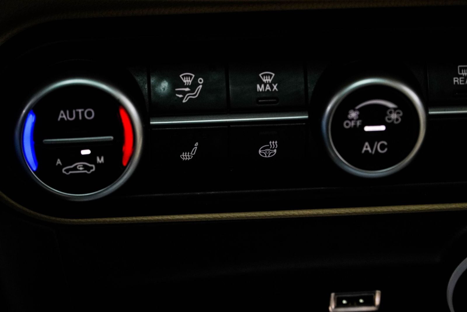 2023 Alfa Romeo Stelvio Base