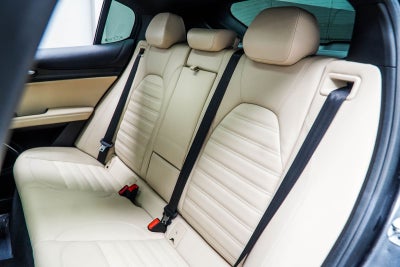 2023 Alfa Romeo Stelvio Base