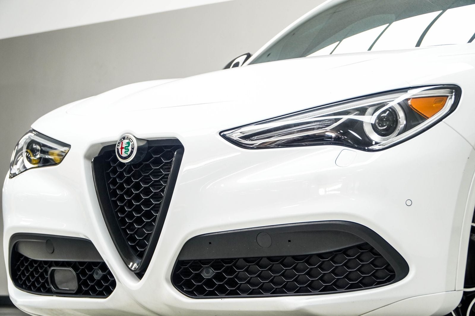 2023 Alfa Romeo Stelvio Veloce