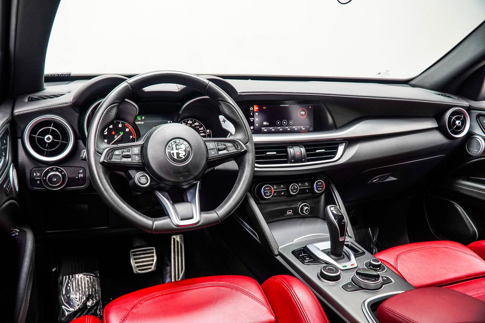 2023 Alfa Romeo Stelvio Veloce