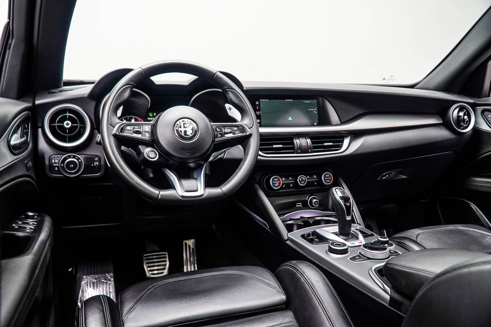 2023 Alfa Romeo Stelvio Veloce