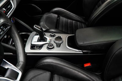 2023 Alfa Romeo Stelvio Veloce