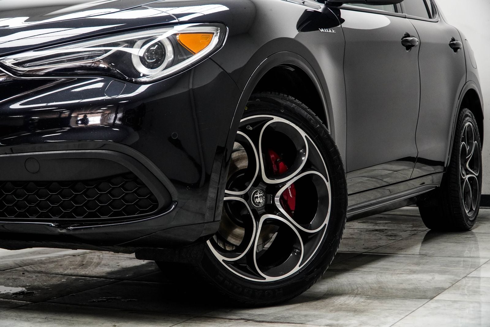 2023 Alfa Romeo Stelvio Veloce