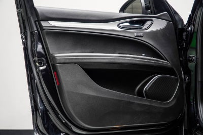 2023 Alfa Romeo Stelvio Veloce