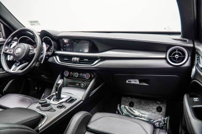 2023 Alfa Romeo Stelvio Veloce