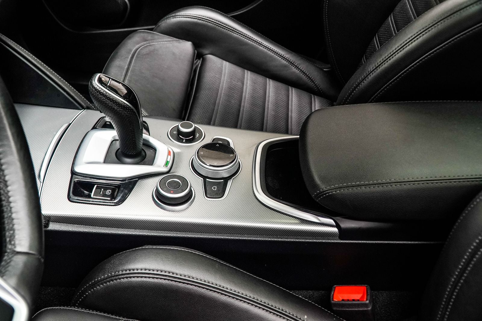 2023 Alfa Romeo Stelvio Veloce