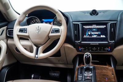 2017 Maserati Levante Base