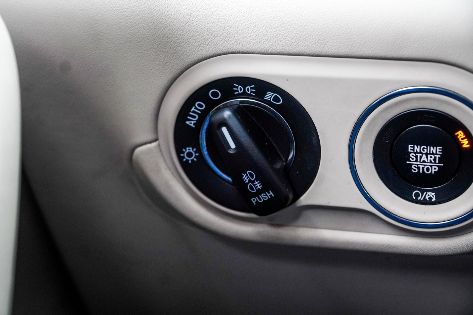 2017 Maserati Levante Base