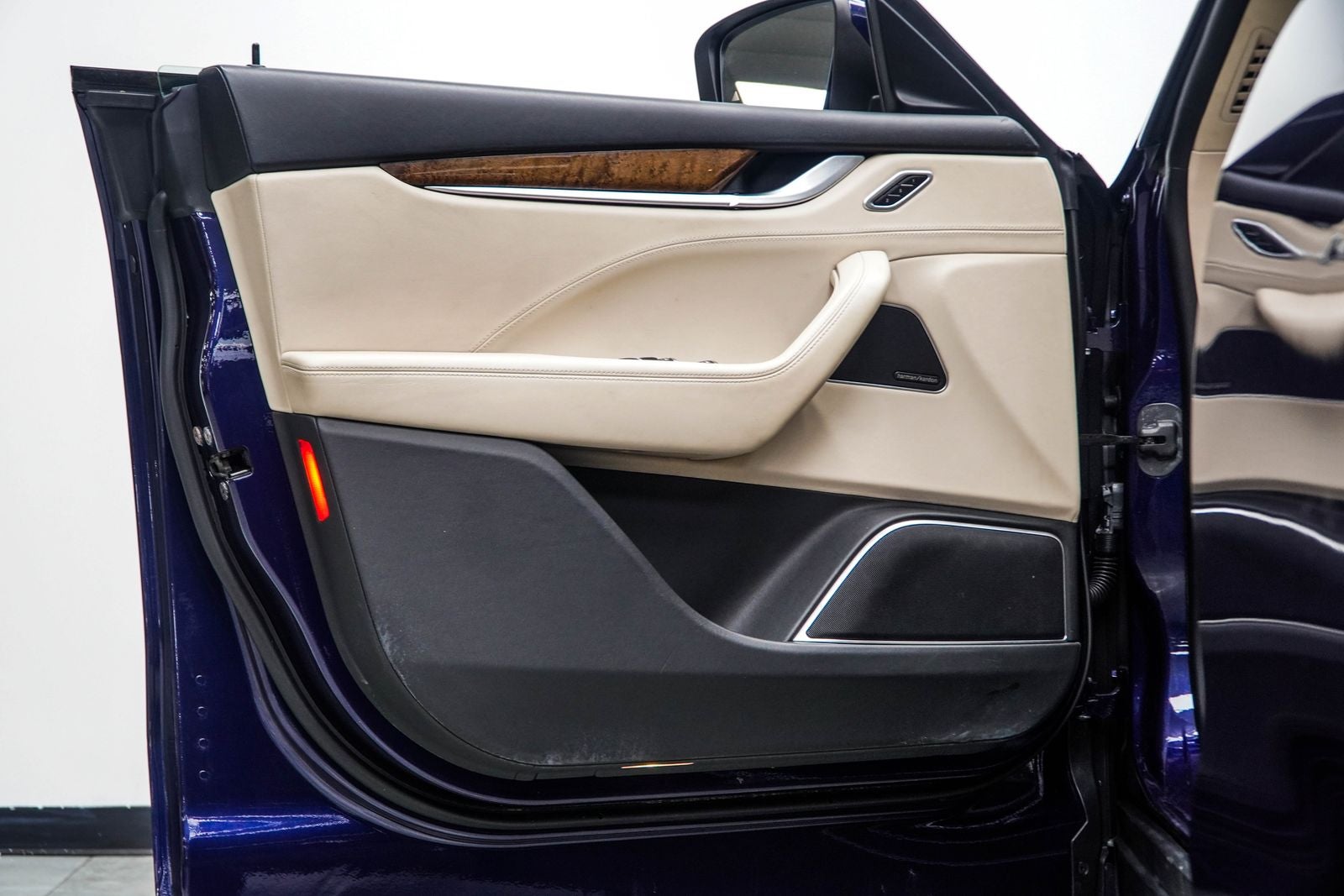 2017 Maserati Levante Base