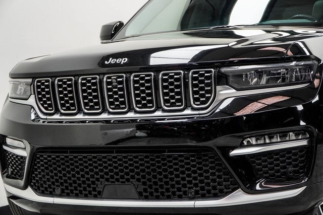 2022 Jeep Grand Cherokee Summit