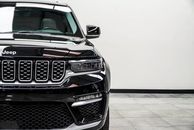 2022 Jeep Grand Cherokee Summit