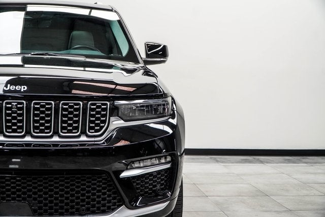 2022 Jeep Grand Cherokee Summit