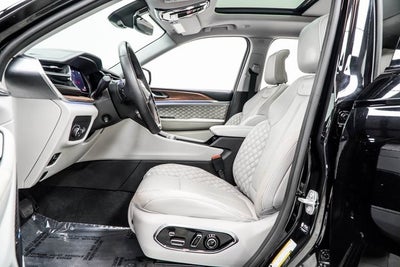 2022 Jeep Grand Cherokee Summit