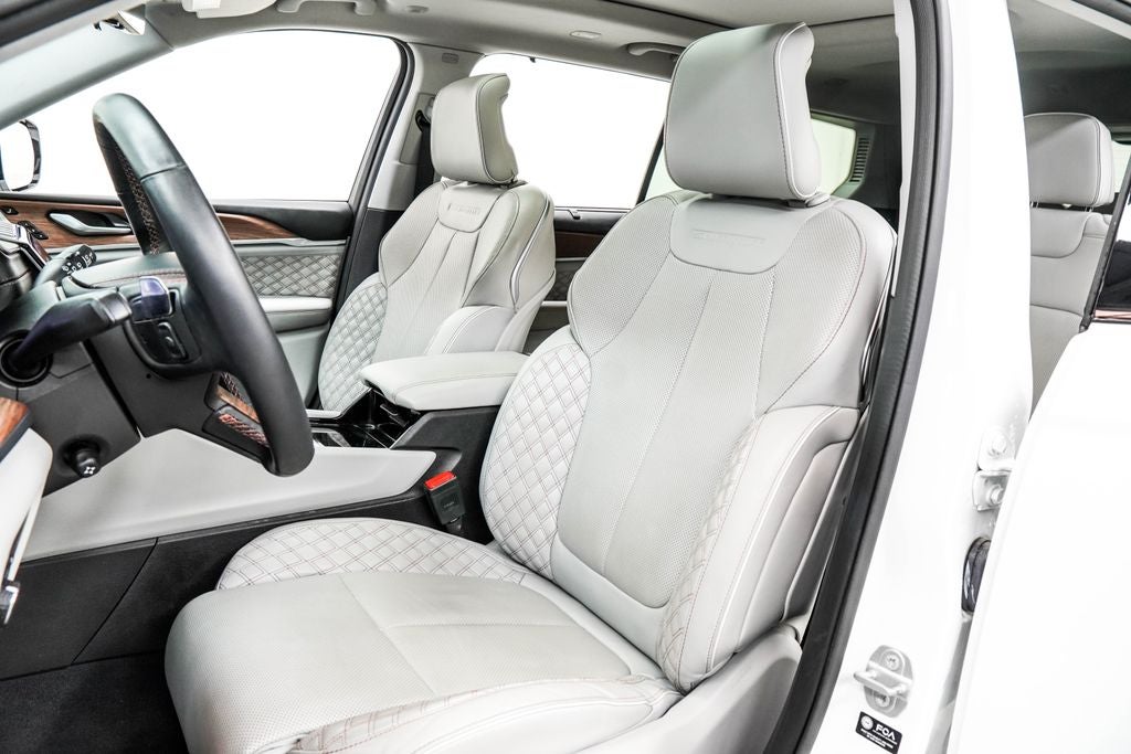 2023 Jeep Grand Cherokee L Summit