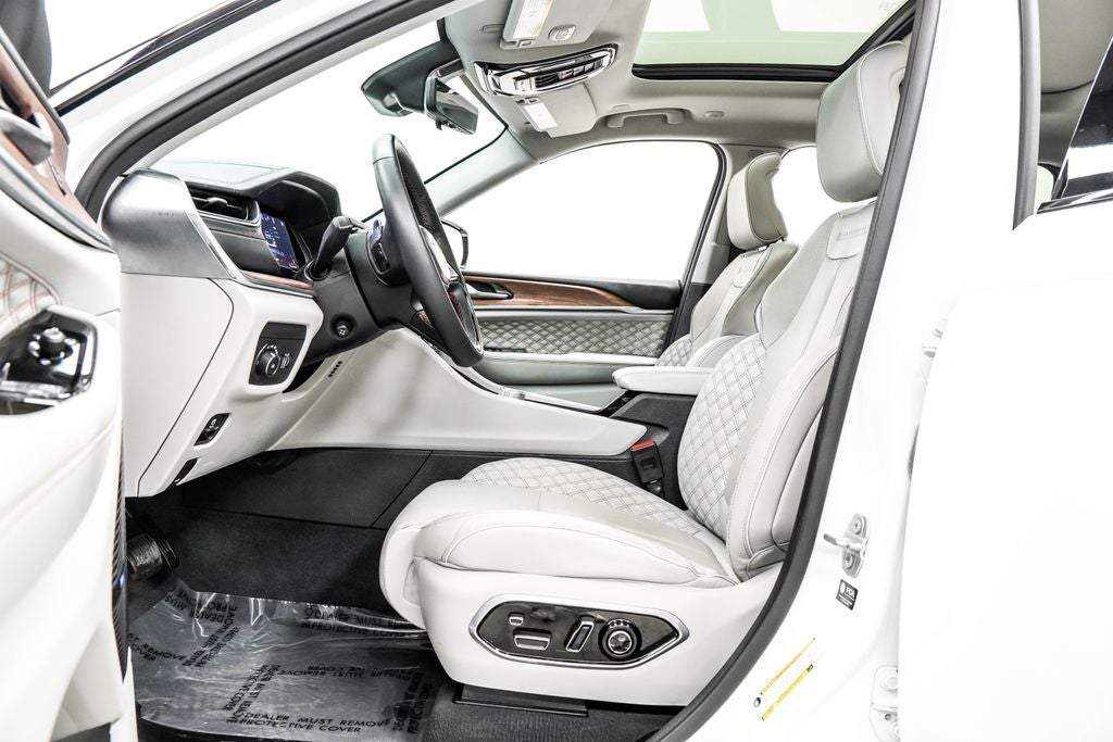 2023 Jeep Grand Cherokee L Summit