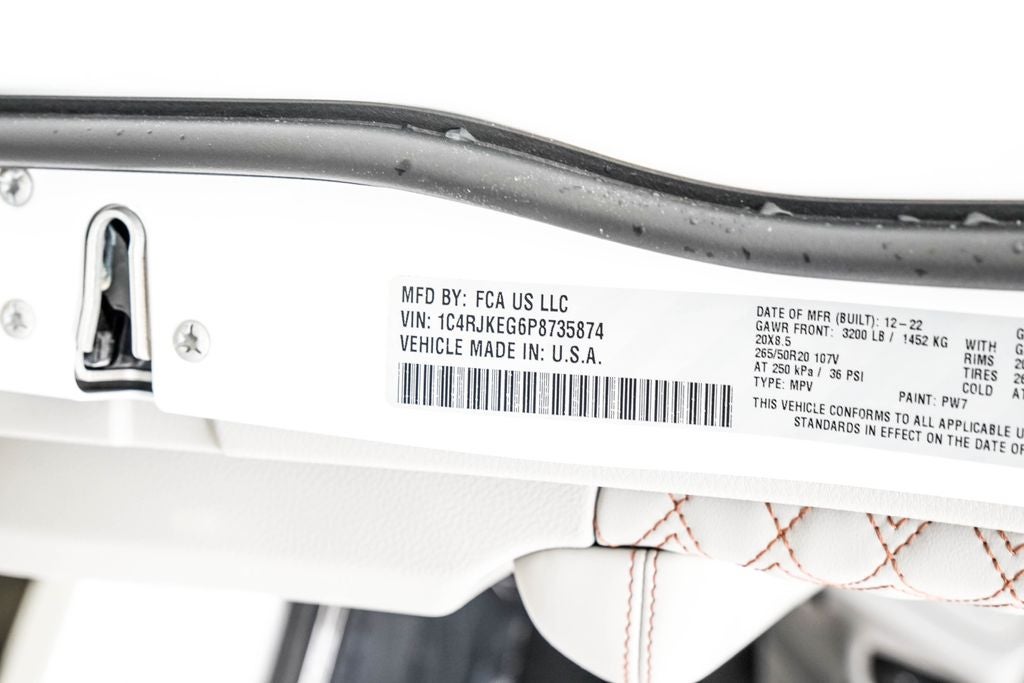 2023 Jeep Grand Cherokee L Summit