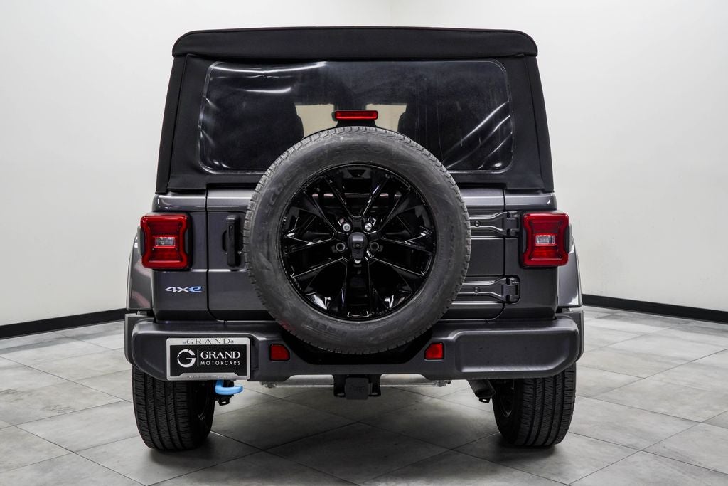 2024 Jeep Wrangler Sahara 4xe