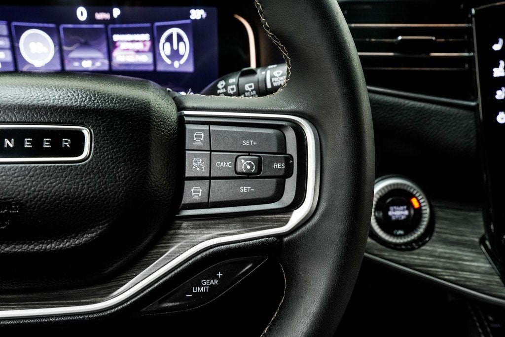 2024 Jeep Wagoneer L Series II