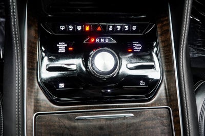 2024 Jeep Grand Wagoneer L Base