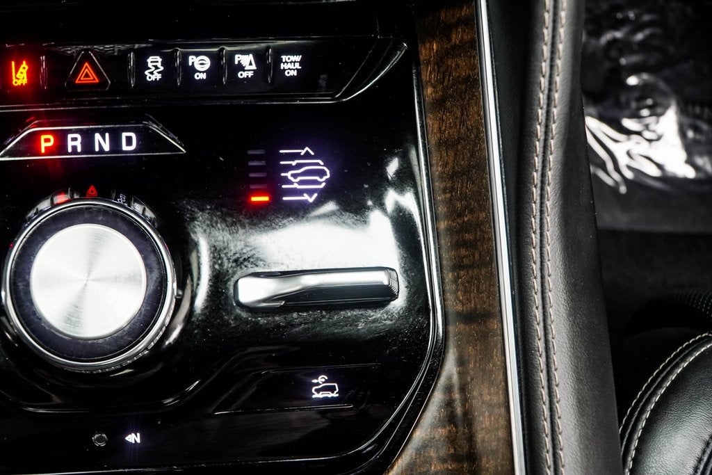 2024 Jeep Grand Wagoneer L Base