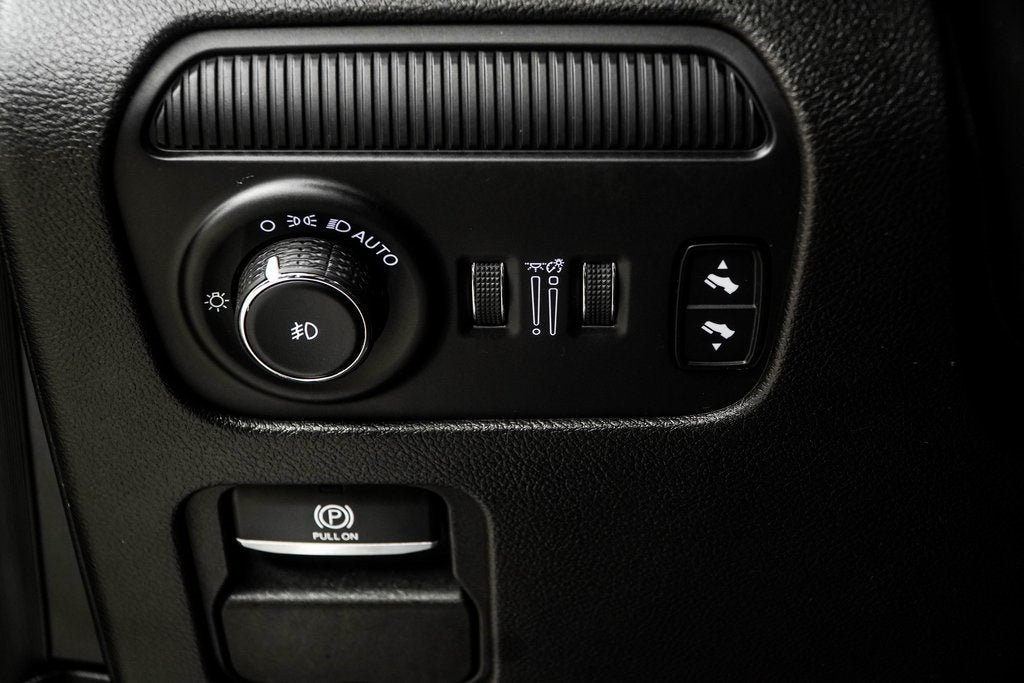 2024 Jeep Grand Wagoneer L Base